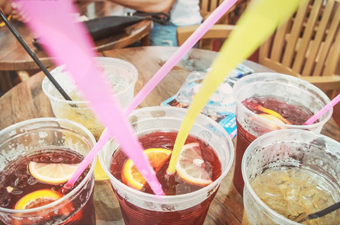 bunte Cocktails im Queen Vic