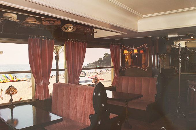 Gemütliches Sitzen im Orientexpress