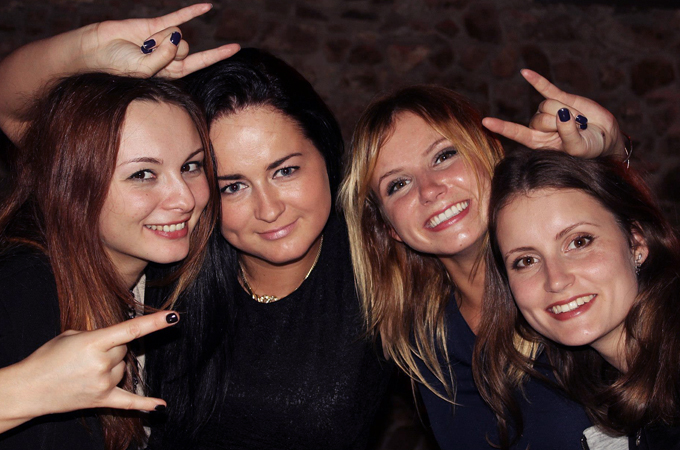 Yates Hard-Rock Café